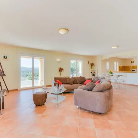 Hameau Du Brost By Interhome فيلة *