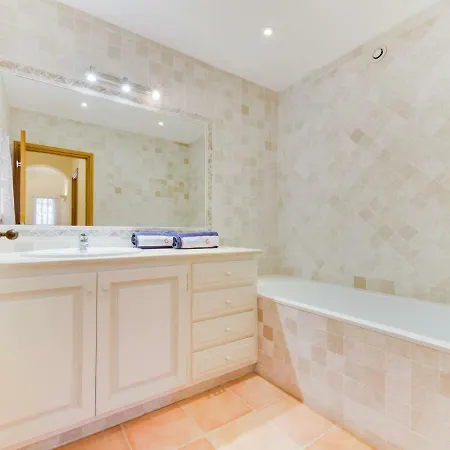 Hameau Du Brost By Interhome Willa *