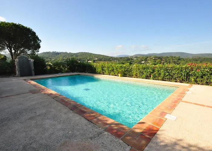 Villa Hameau Du Brost By Interhome La Croix-Valmer
